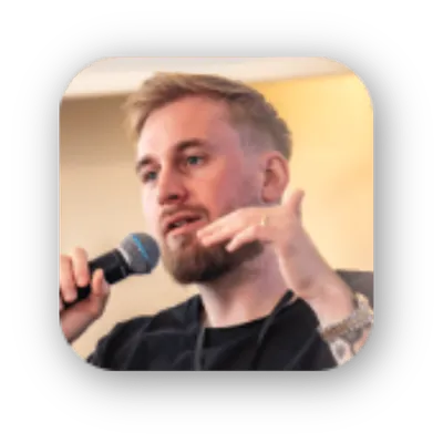 Kunde von echocast im Podcast-Studio